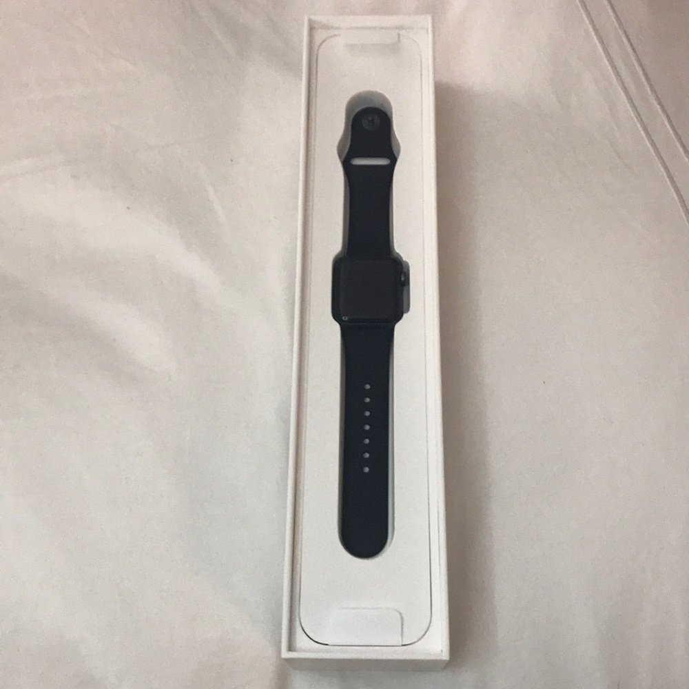 Series 2 Apple Watch!! 38 mm case